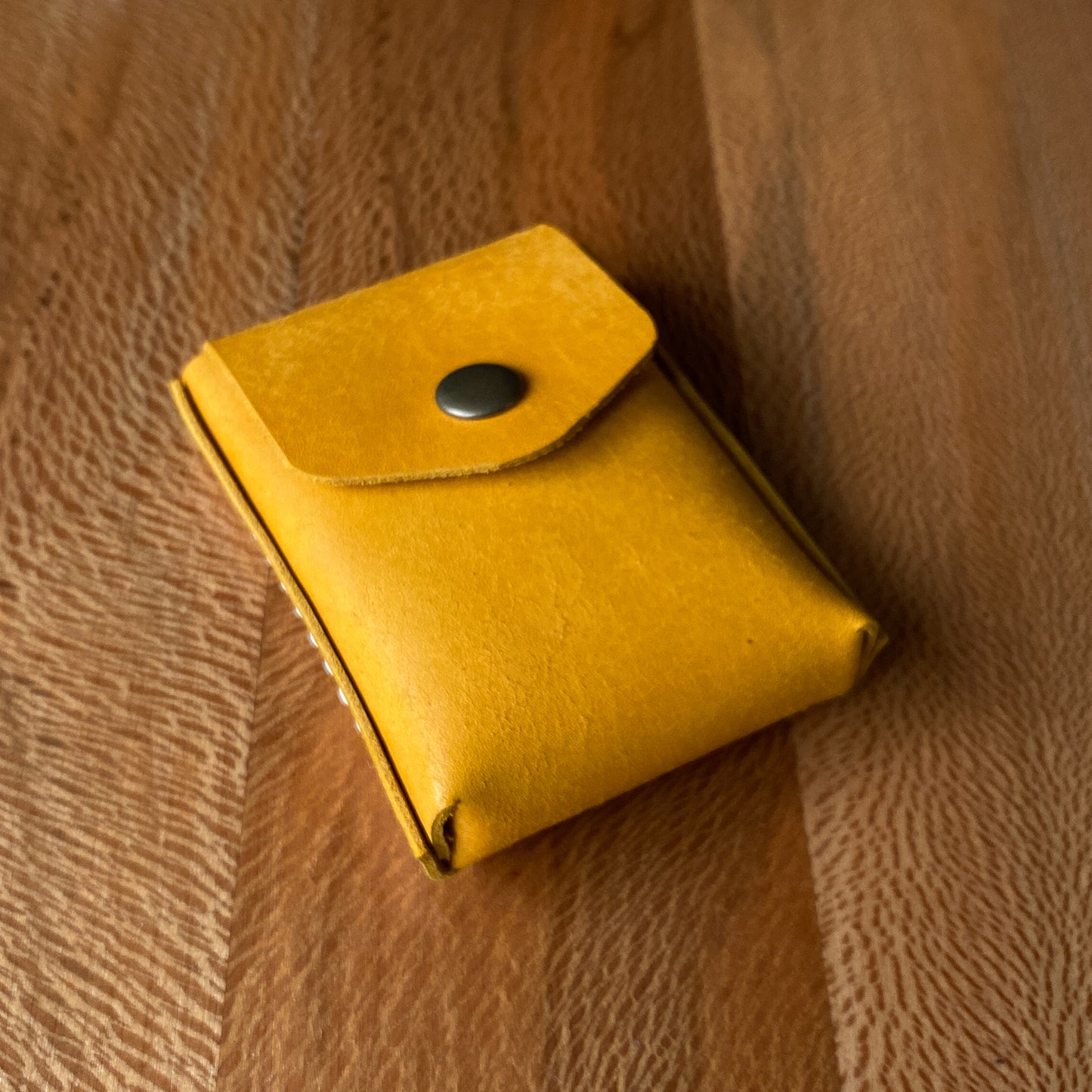 Minimalist Kartlık - Sarı