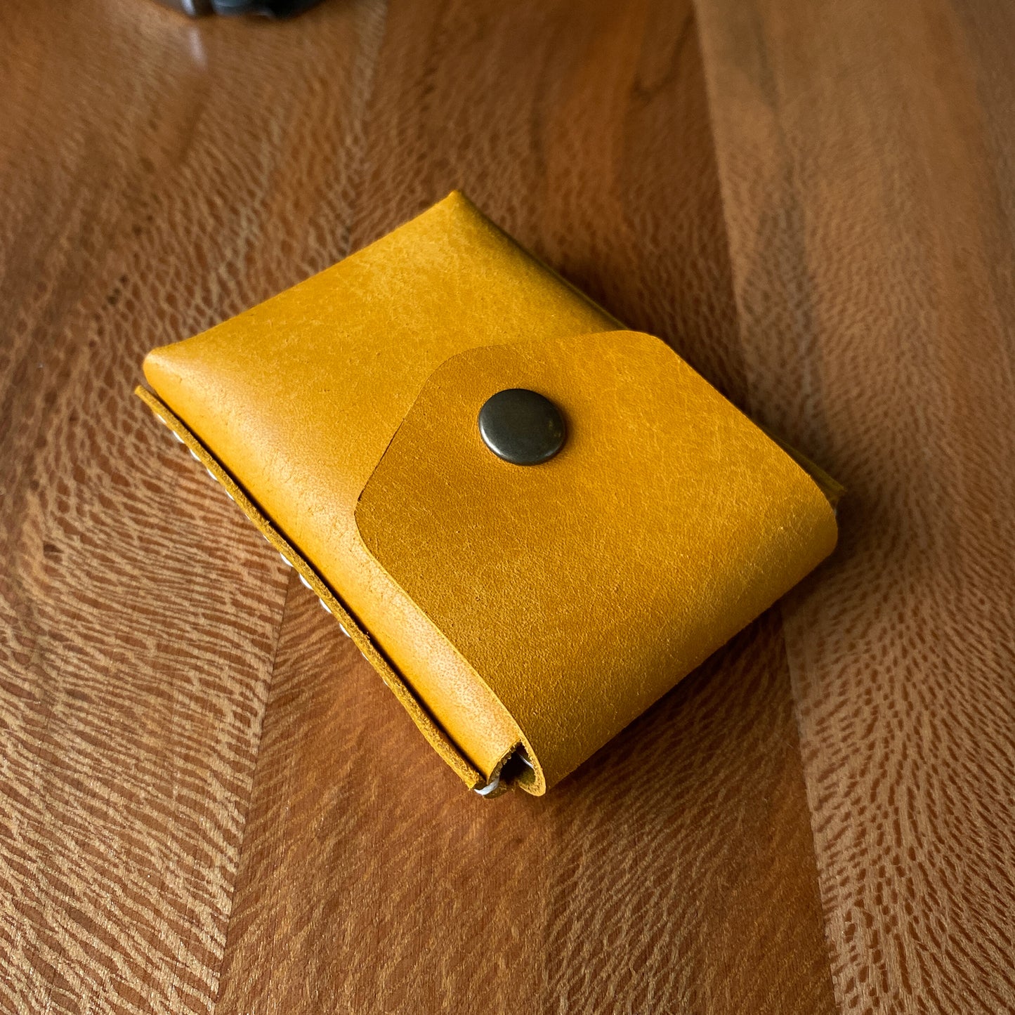 Minimalist Kartlık - Sarı